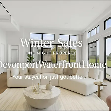 Devonport- Bayswater Luxury Home With Bbq